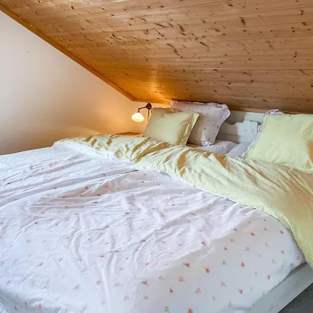 Prázdninový dům 4 Bedroom Beautiful In *