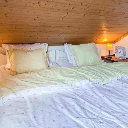 Prázdninový dům 4 Bedroom Beautiful In