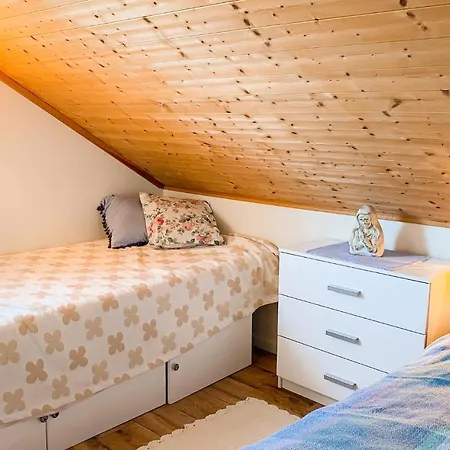 4 Bedroom Beautiful In Feriehus
