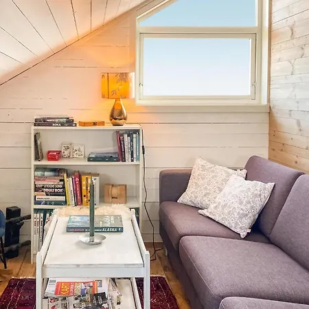 4 Bedroom Beautiful In Feriehus